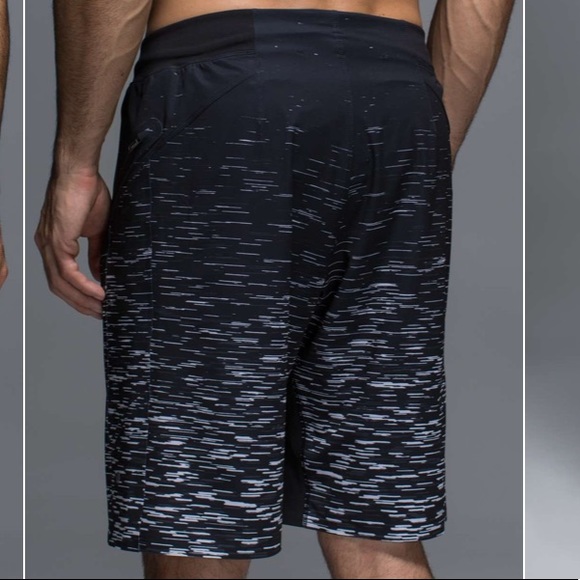 Lululemon Assert Short - Gondola Stripe Black White/Black - Picture 2 of 9